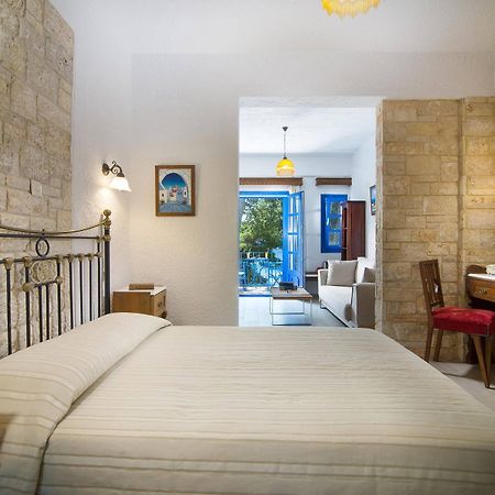 Virginia Hotel Sithonia Exterior photo