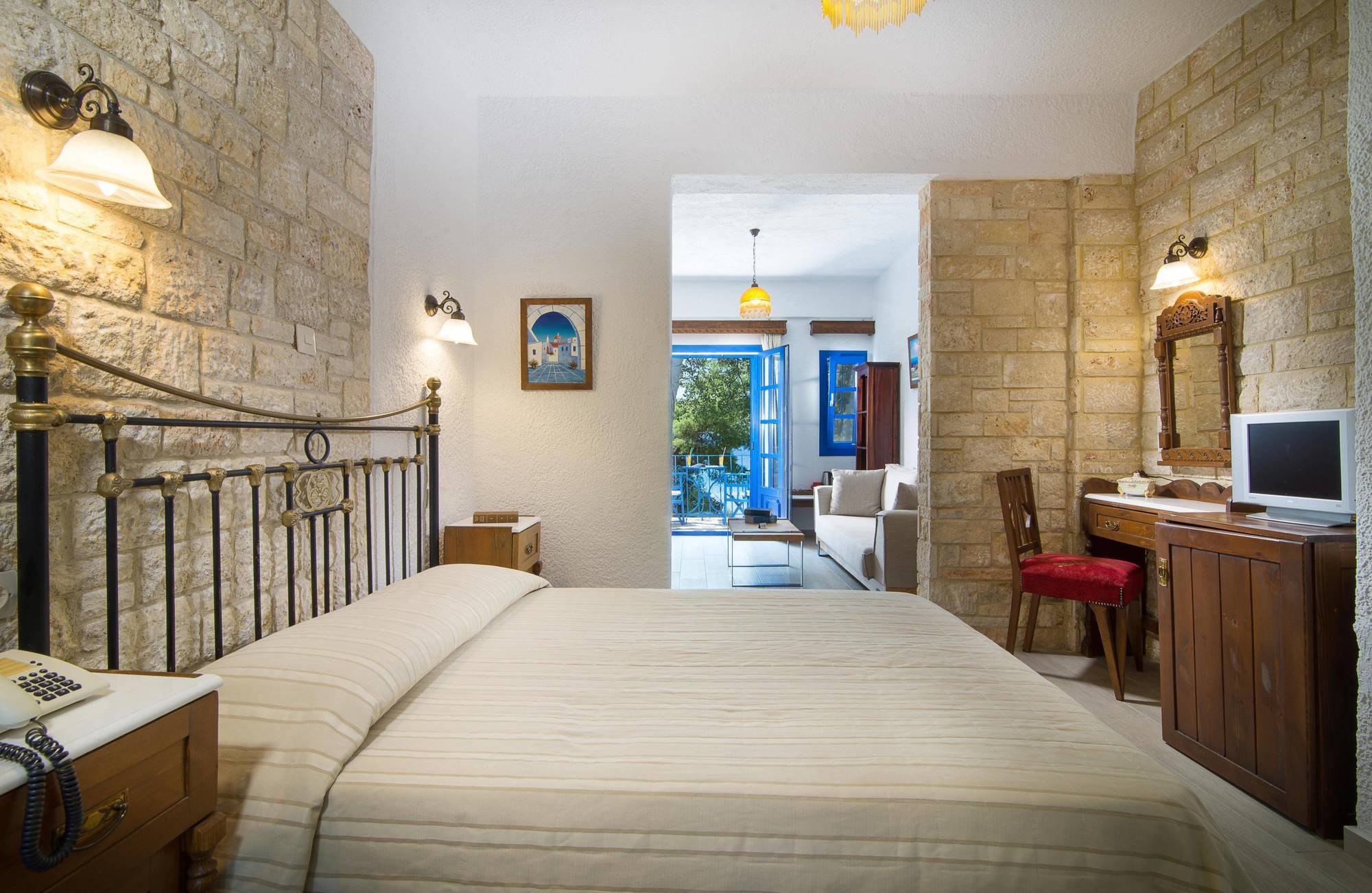 Virginia Hotel Sithonia Exterior photo