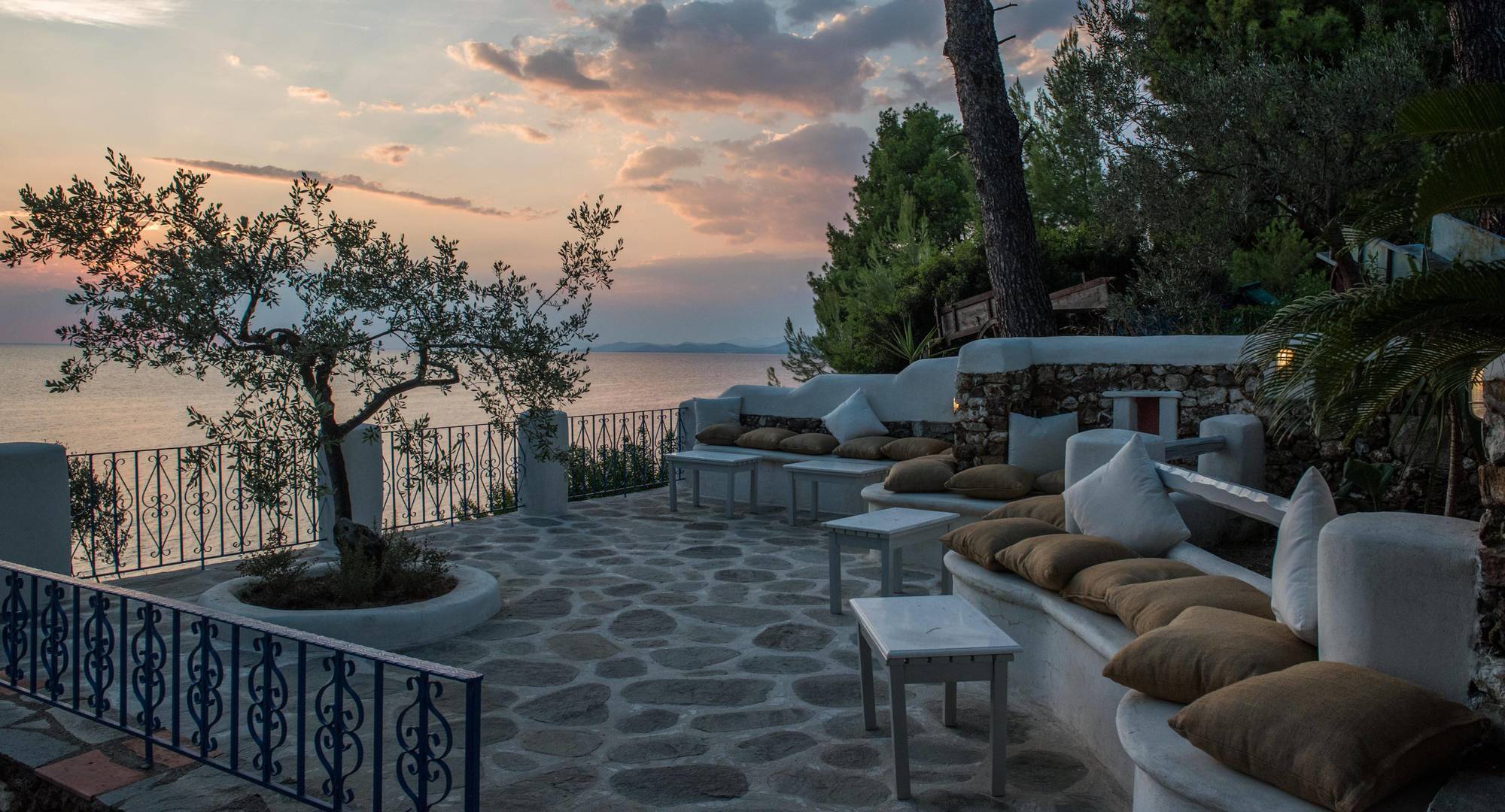 Virginia Hotel Sithonia Exterior photo